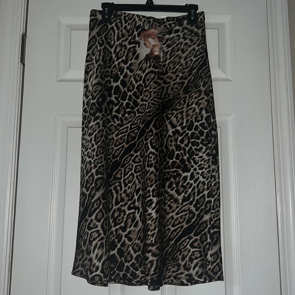 NWT NAKED WARDROBE ANIMAL PRINT SKIRT SIZE M - Picture 4 of 4